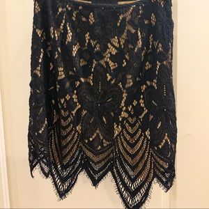 Lace mini bodycon skirt